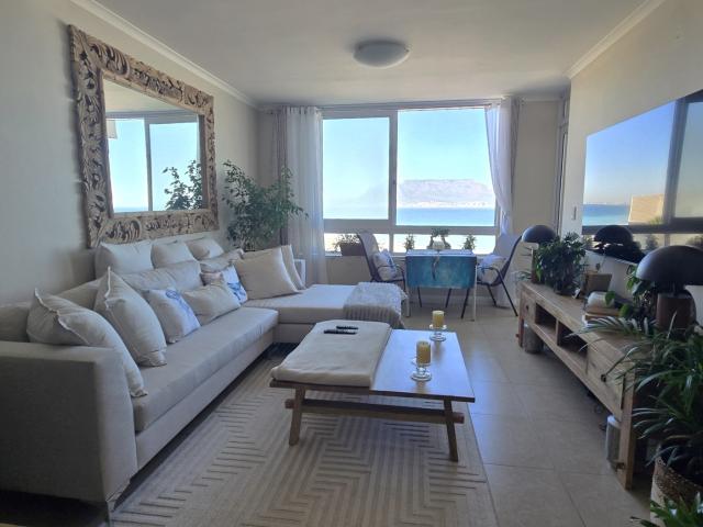 2 Bedroom Apartment / Flat To Rent in Bloubergrant