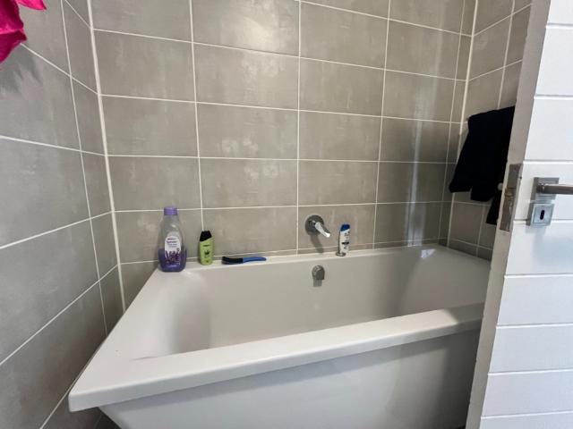 2 Bedroom Apartment / Flat To Rent in Blyde Riverwalk Estate