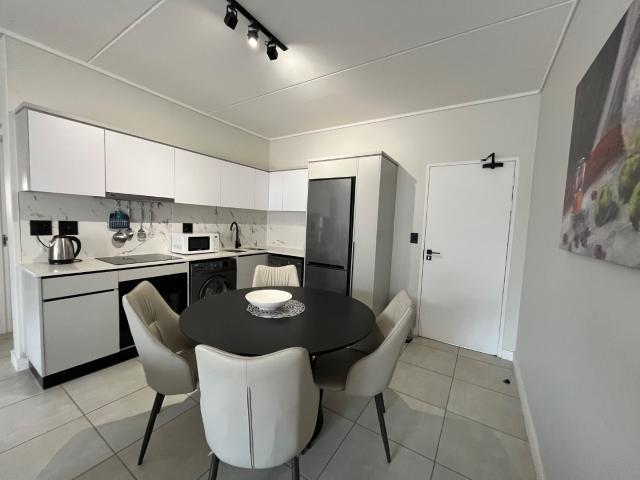 2 Bedroom Apartment / Flat To Rent in Blyde Riverwalk Estate