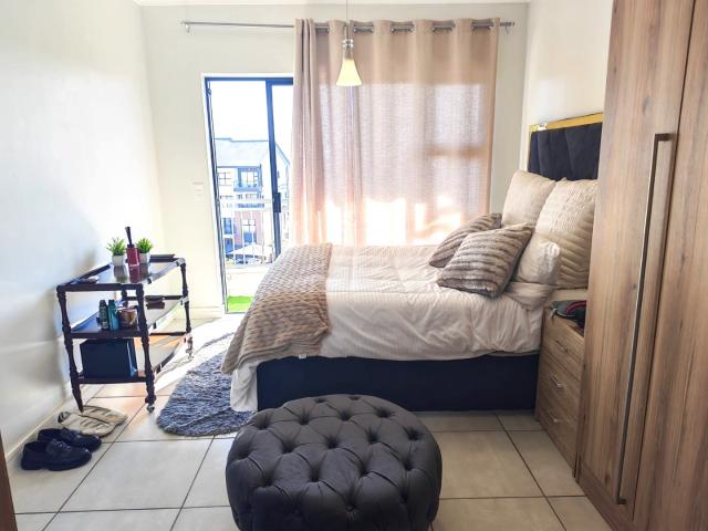 2 Bedroom Apartment / Flat To Rent in Blyde Riverwalk Estate