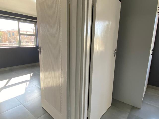 2 Bedroom Apartment / Flat To Rent in Brackenfell Central