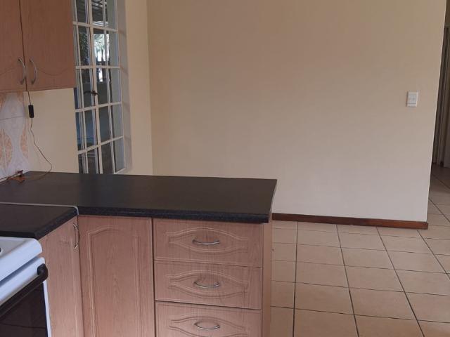 2 Bedroom Apartment / Flat To Rent in Brackenhurst