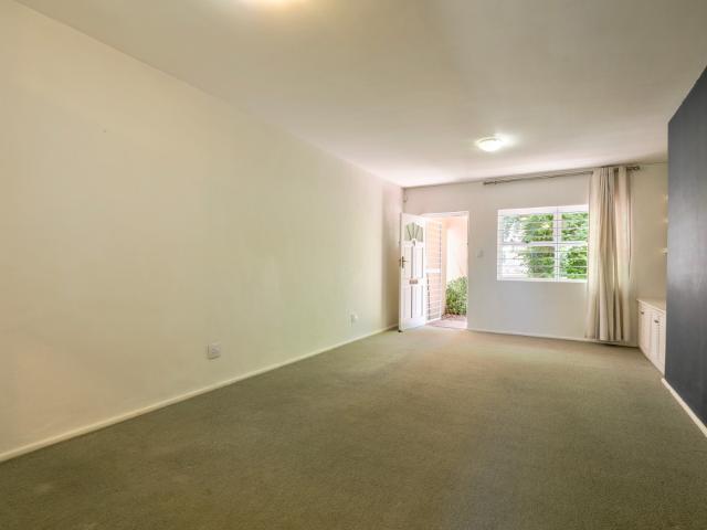 2 Bedroom Apartment / Flat To Rent in Briza