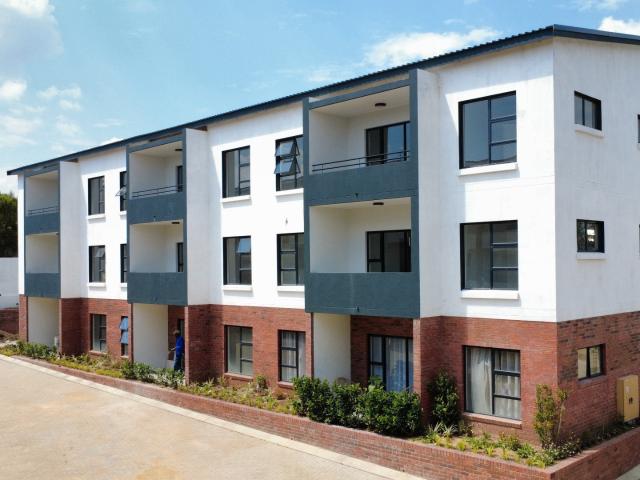 2 Bedroom Apartment / Flat To Rent in Bryanston