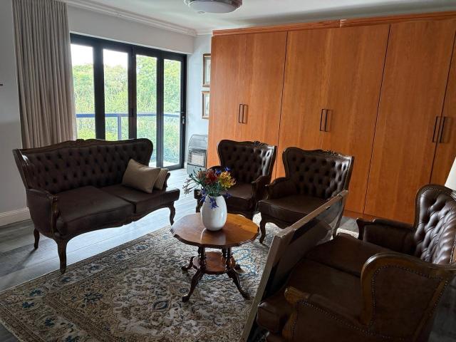 2 Bedroom Apartment / Flat To Rent in Bryanston