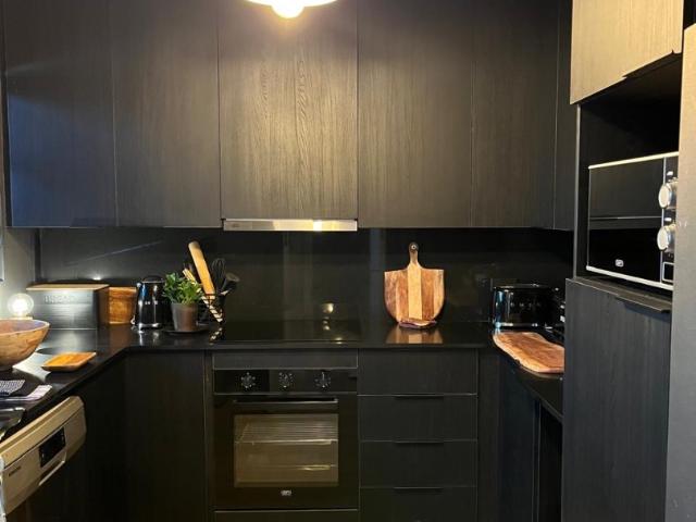 2 Bedroom Apartment / Flat To Rent in Bryanston East