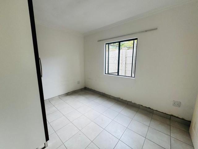 2 Bedroom Apartment / Flat To Rent in Caversham Glen