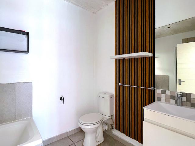 2 Bedroom Apartment / Flat To Rent in Die Hoewes