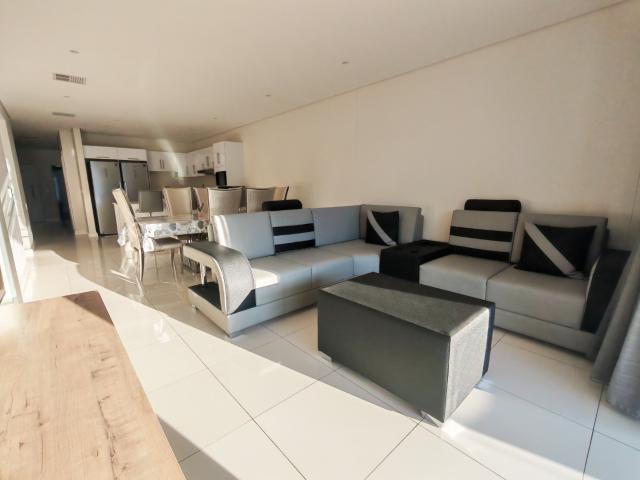 2 Bedroom Apartment / Flat To Rent in Durban North