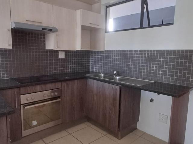 2 Bedroom Apartment / Flat To Rent in Elarduspark