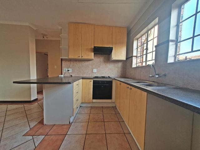 2 Bedroom Apartment / Flat To Rent in Faerie Glen