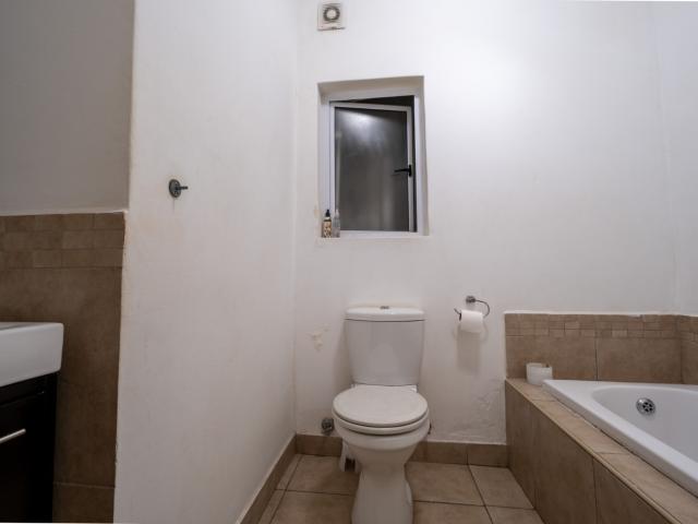 2 Bedroom Apartment / Flat To Rent in Ferndale