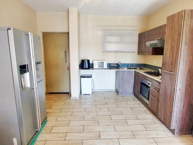 2 Bedroom Apartment / Flat To Rent in Fourways
