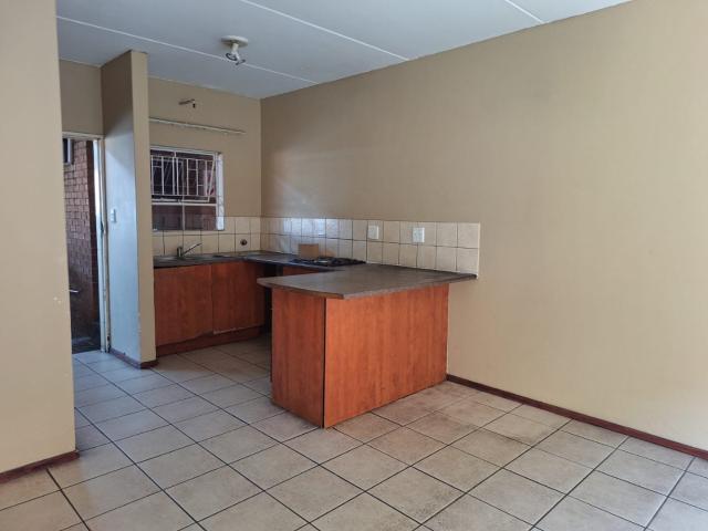 2 Bedroom Apartment / Flat To Rent in Florida