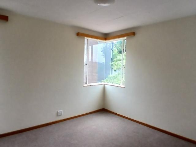 2 Bedroom Apartment / Flat To Rent in Grahamstown Central