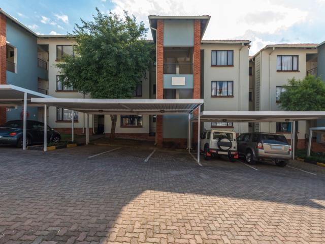 2 Bedroom Apartment / Flat To Rent in Greenstone Hill