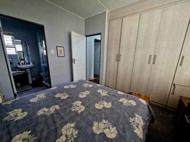 2 Bedroom Apartment / Flat To Rent in Honeydew