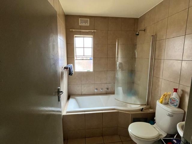 2 Bedroom Apartment / Flat To Rent in Kibler Park