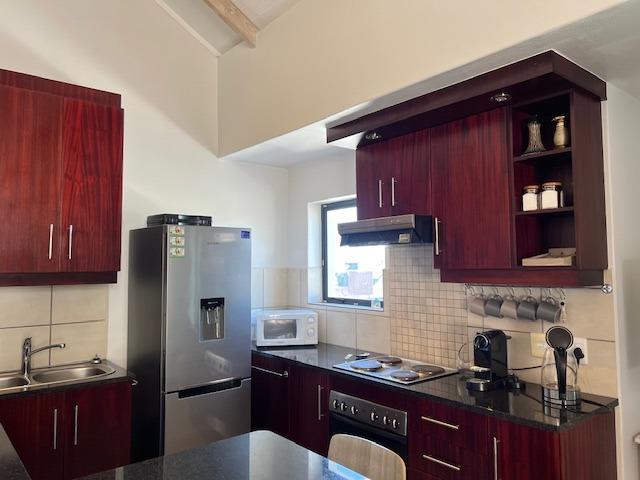 2 Bedroom Apartment / Flat To Rent in Knysna Central