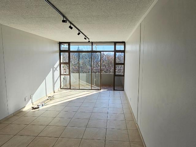 2 Bedroom Apartment / Flat To Rent in Lynnwood Glen