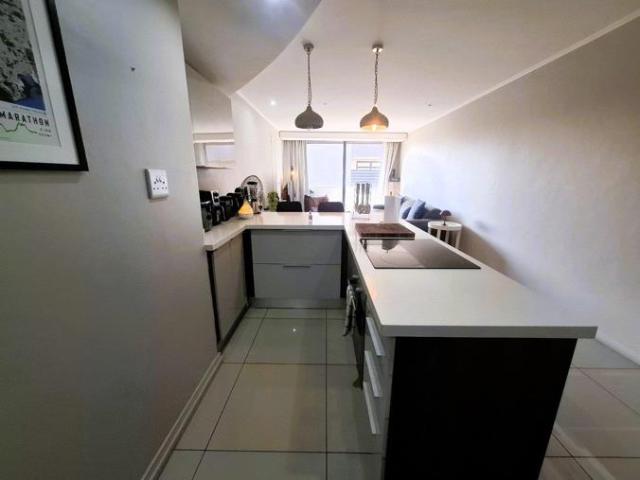 2 Bedroom Apartment / Flat to Rent in Menlo Park