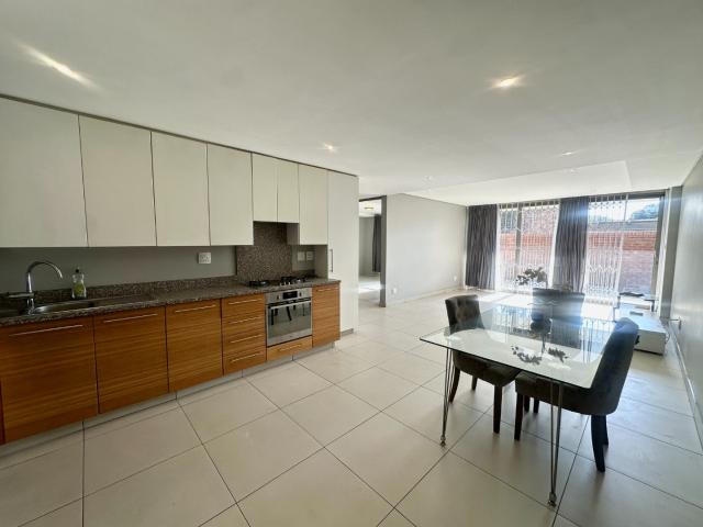 2 Bedroom Apartment / Flat To Rent in Menlo Park