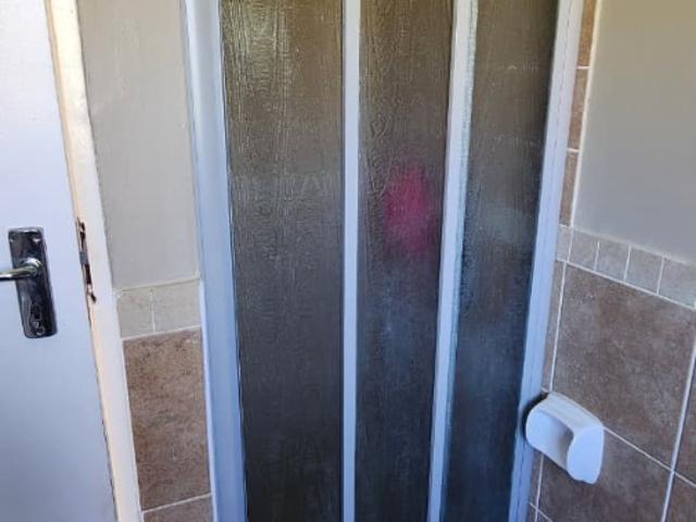 2 Bedroom Apartment / Flat To Rent in Mooikloof Ridge