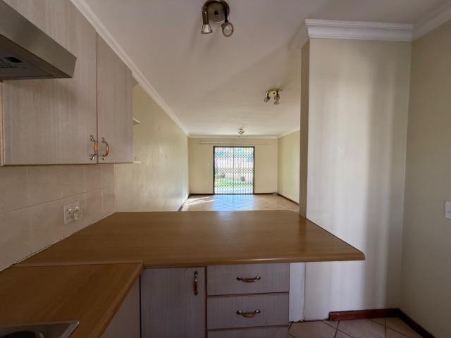 2 Bedroom Apartment / Flat To Rent in Moreleta Park