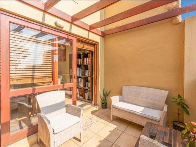 2 Bedroom Apartment / Flat To Rent in Morningside