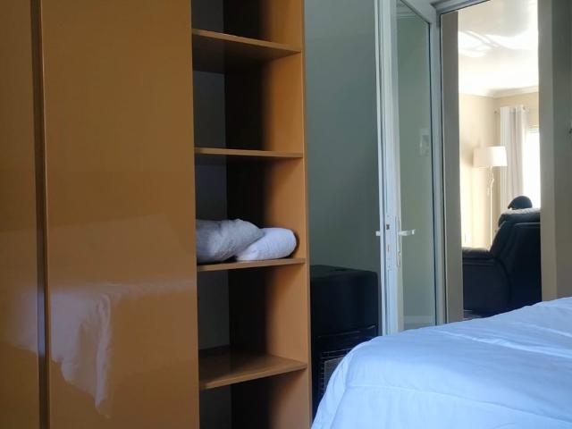 2 Bedroom Apartment / Flat To Rent in Morningside Manor