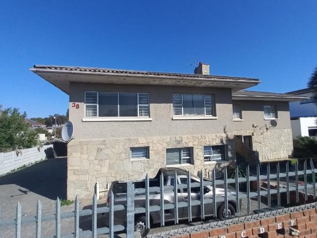 2 Bedroom Apartment / Flat To Rent in Newton Park