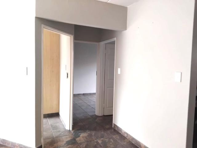 2 Bedroom Apartment / Flat To Rent in Noordhang