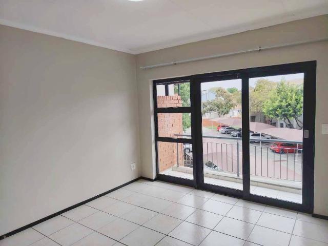 2 Bedroom Apartment / Flat To Rent in Noordhang