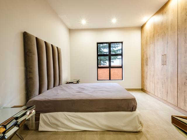 2 Bedroom Apartment / Flat To Rent in Ormonde