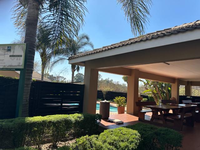2 Bedroom Apartment / Flat To Rent in Paulshof