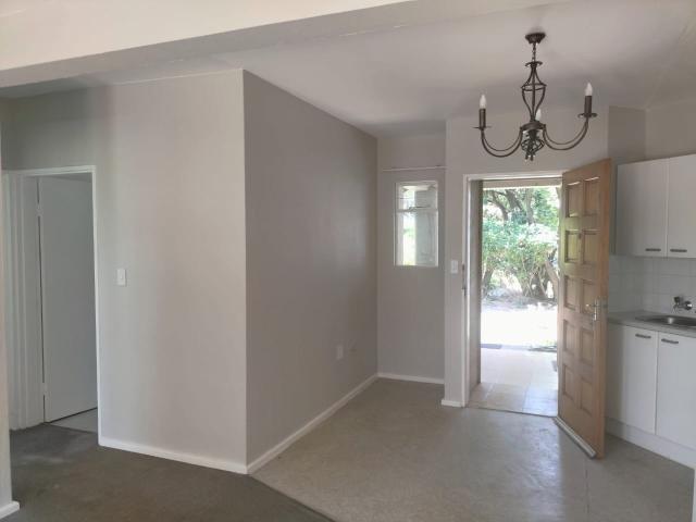 2 Bedroom Apartment / Flat To Rent in Radiokop