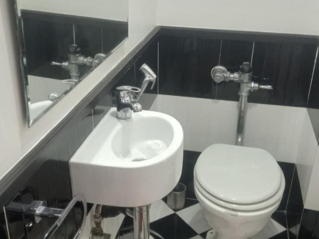 2 Bedroom Apartment / Flat To Rent in Rosebank