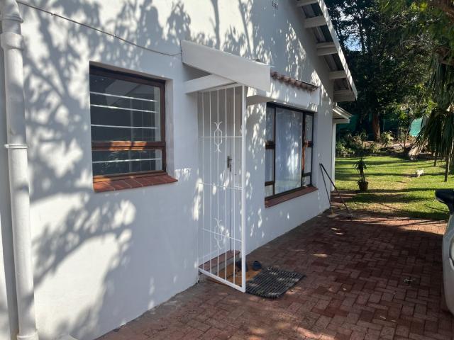 2 Bedroom Apartment / Flat To Rent in Scottburgh Central