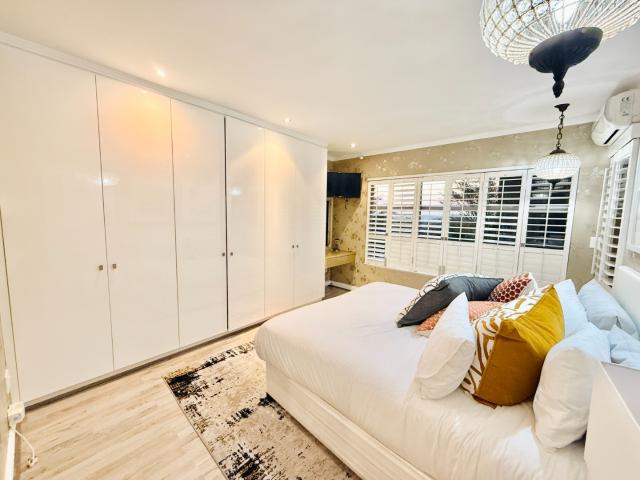 2 Bedroom Apartment / Flat To Rent in Sandton Central