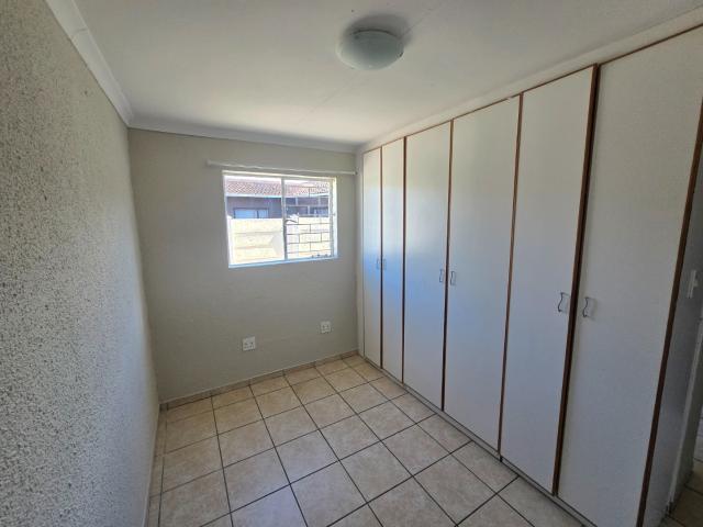 2 Bedroom Apartment / Flat To Rent in Secunda