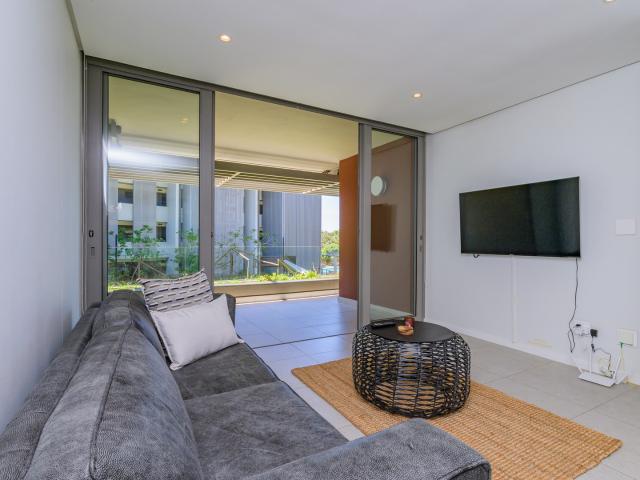 2 Bedroom Apartment / Flat To Rent in Sibaya Precinct