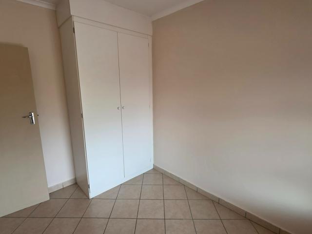 2 Bedroom Apartment / Flat To Rent in Silver Lakes