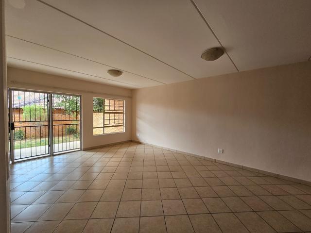 2 Bedroom Apartment / Flat To Rent in Silver Lakes