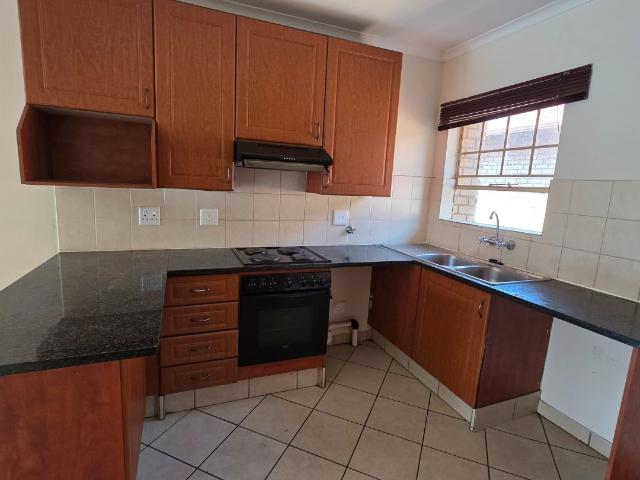 2 Bedroom Apartment / Flat To Rent in Silver Lakes