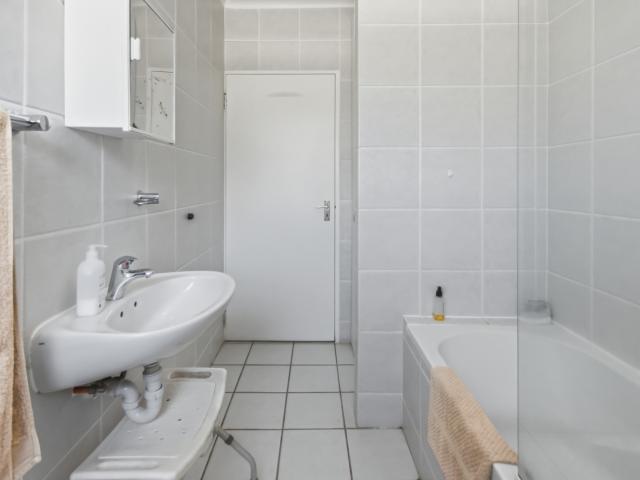 2 Bedroom Apartment / Flat To Rent in Sir Lowrys Pass