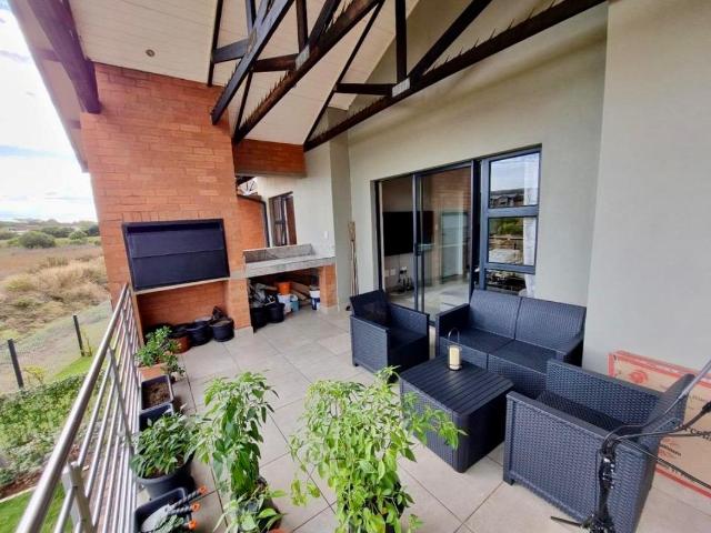2 Bedroom Apartment / Flat To Rent in Six Fountains Residential Estate