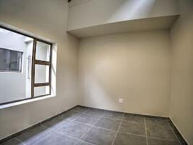 2 Bedroom Apartment / Flat to Rent in Stilbaai Wes