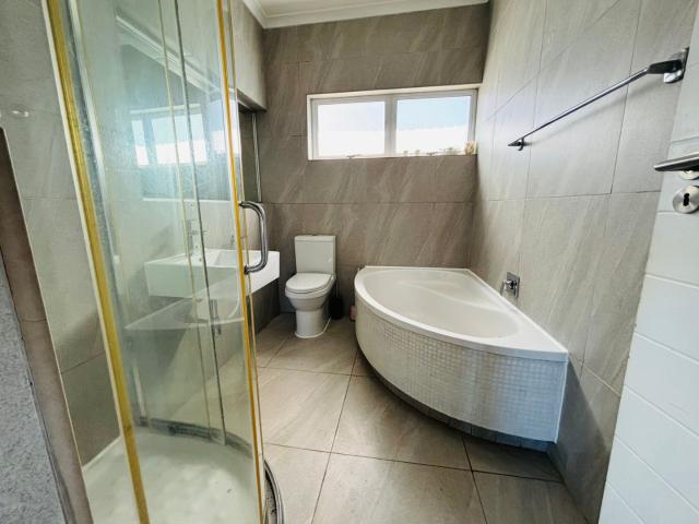 2 Bedroom Apartment / Flat To Rent in Sunnyridge