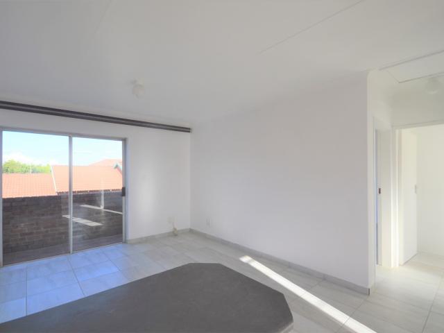 2 Bedroom Apartment / Flat To Rent in Suideroord