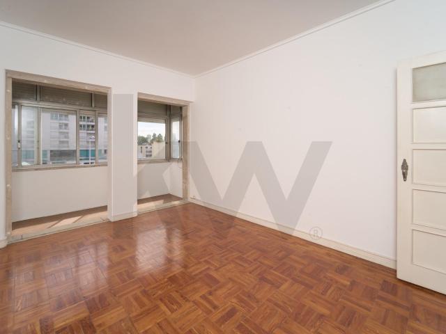 2 bedroom apartment for rent on Rua Conde Sabugosa in Alvalade Charm and central location